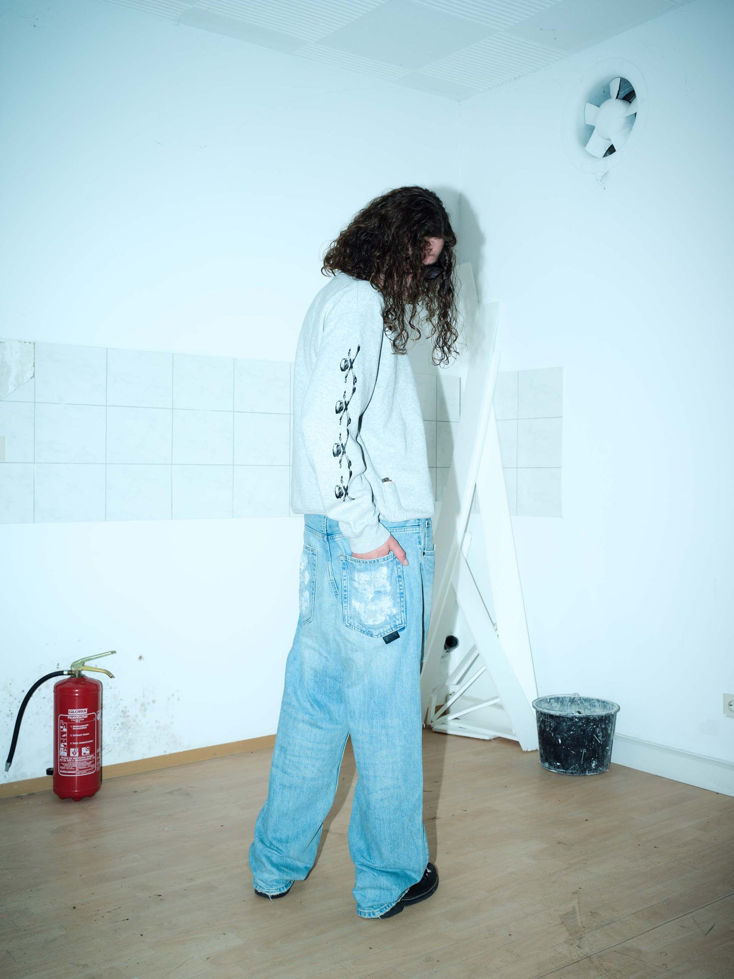 Circle Logo Crewneck